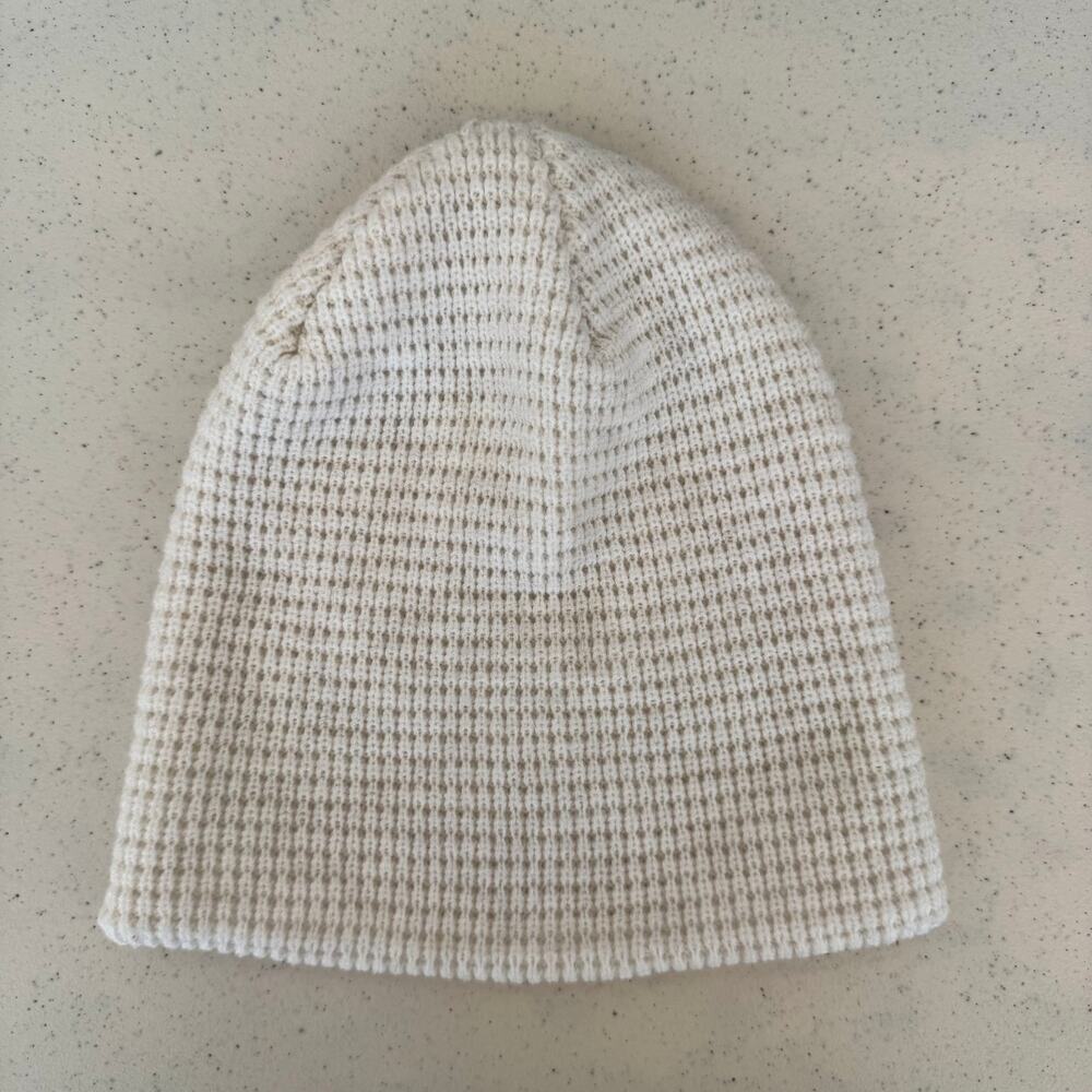 Aritzia Unisex Beanie Hat One Size White Thermal Knit